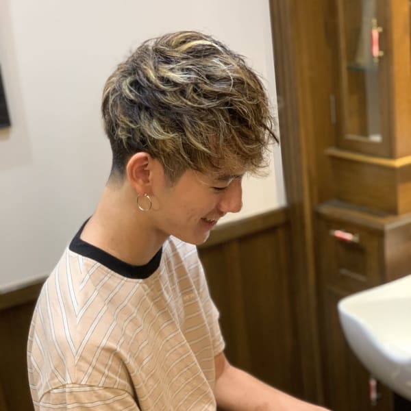 韓流ハイトーンマッシュ