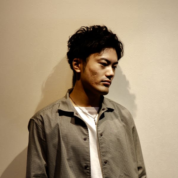 無造作アップバング