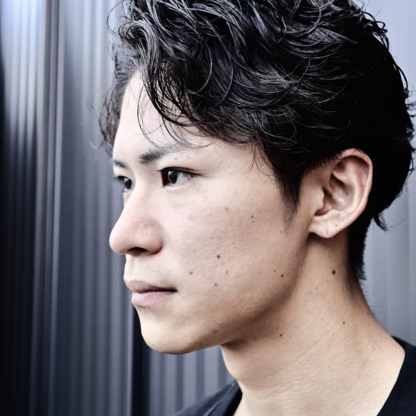 ゆるスパイラルセンターパート|Men's Hair SPICE 鍋島