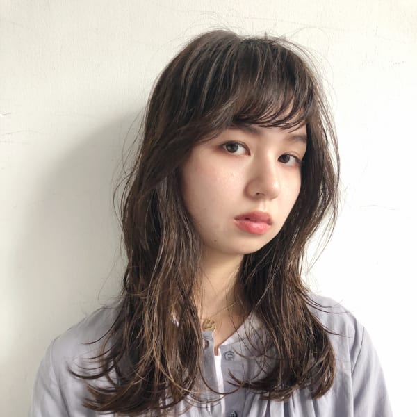 抜け感ミディアムパーマスタイル|ANTI