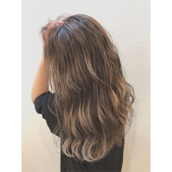 ミルクティーバレイヤージュ|TOKI hair salon