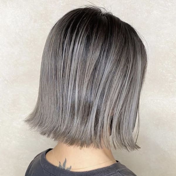 シルバーグレージュ