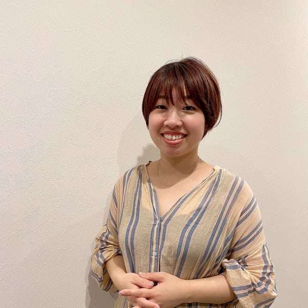 TIGRE kamitori total beauty【ティグル　カミトオリ　トータルビューティー】のスタッフ紹介。ナガタ アユミ