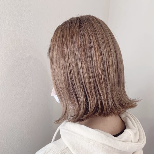 【山田】お客様スタイル☆外ハネ切りっぱなしボブピンクベージュ