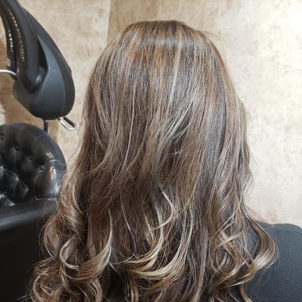 ハイライト×バレイヤージュ|Anphi 新杉田