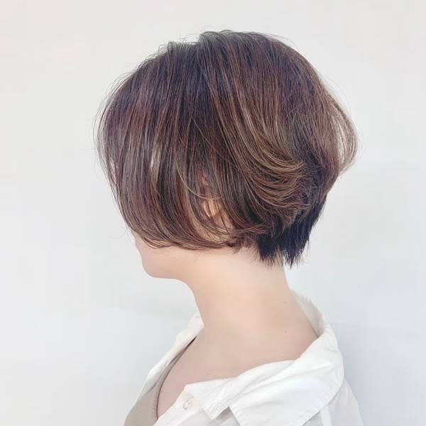 耳かけ/小顔/ハンサムショート/艶カラー/30代40代50代