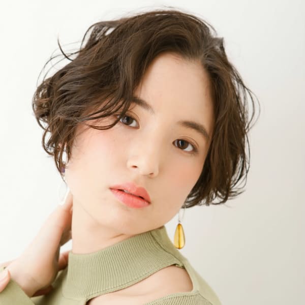 富岡佳子さん風ショート Desire調布北口店 デザイアー のヘアスタイル 美容院 美容室を予約するなら楽天ビューティ