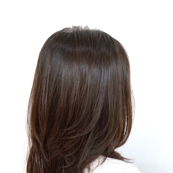 艶髪ナチュラルヘアレイヤースタイル