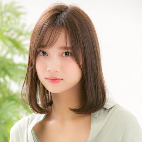 上品なワンカールボブ