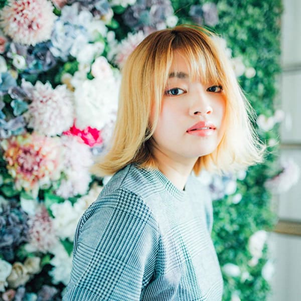 伸ばしかけハイトーンボブ