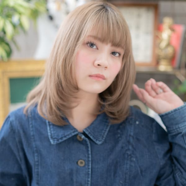 外国人風ブロンドカラー透け感小顔ワンカール　ストカール