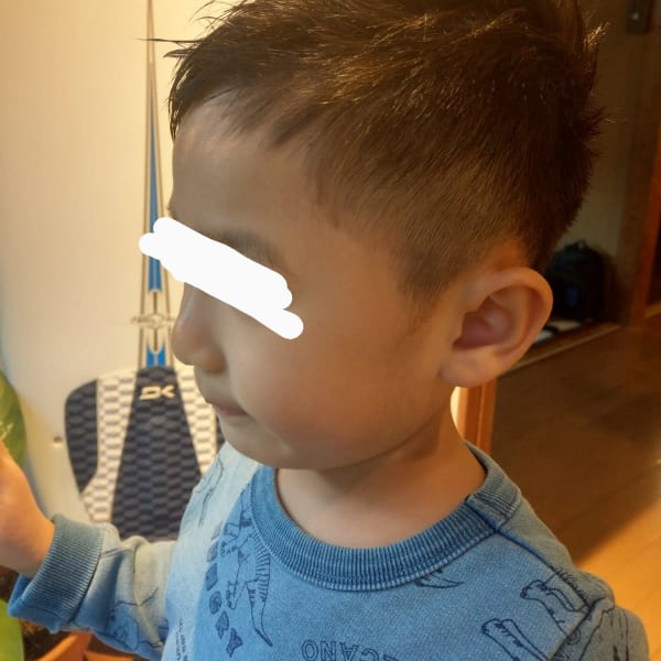 見た目は子供、中身はオヤジ！オヤジキッズのモテアシメ刈上げ
