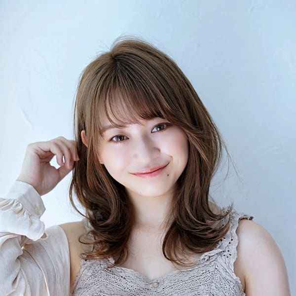 外ハネセミディ