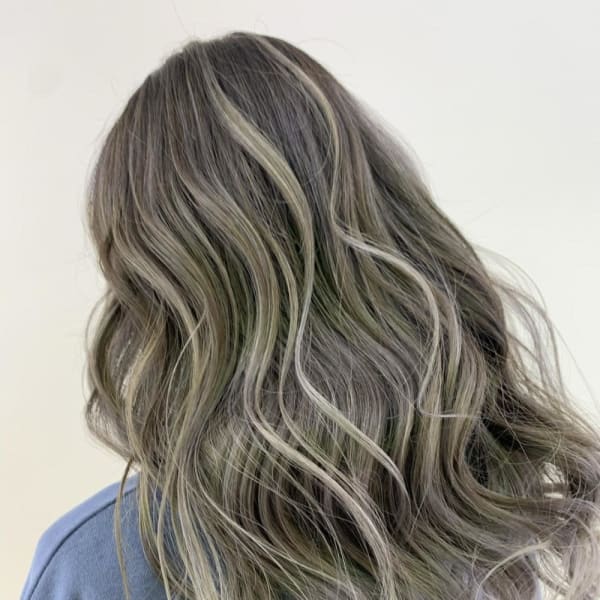 バレイヤージュ×ホワイトベージュ