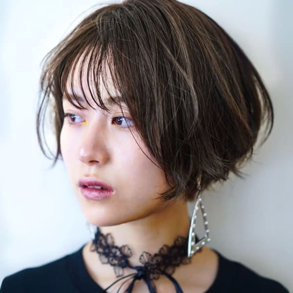 シークレットハイライトで透明感エアリーショートボブ|hair atelier hiyori