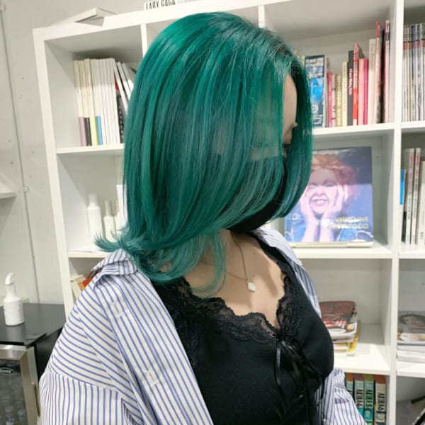 エメラルドグリーン・ミディアム