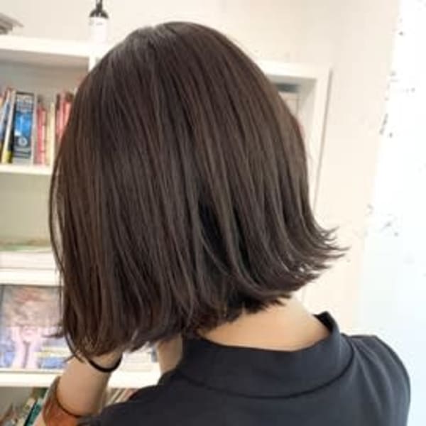 クセ毛/ボブ/アッシュブラウン/大人カジュアル/切りっぱなし