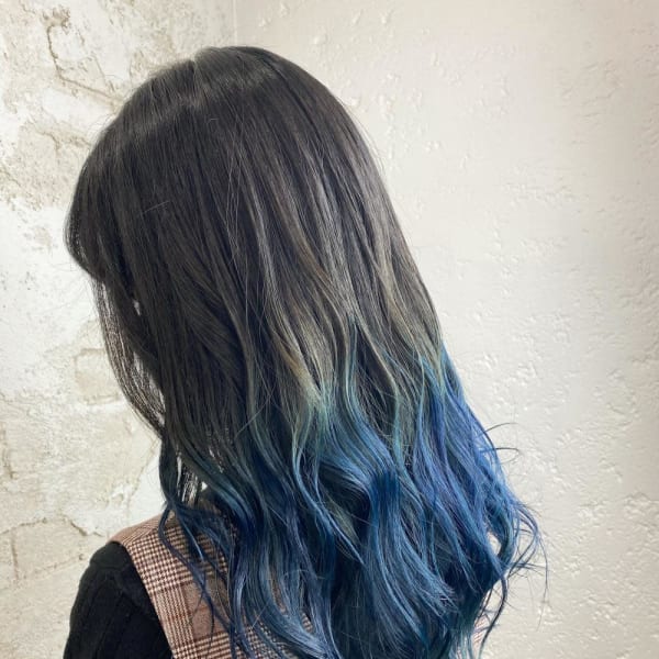 ブルーグラデーション、グラデーションカラー、池袋