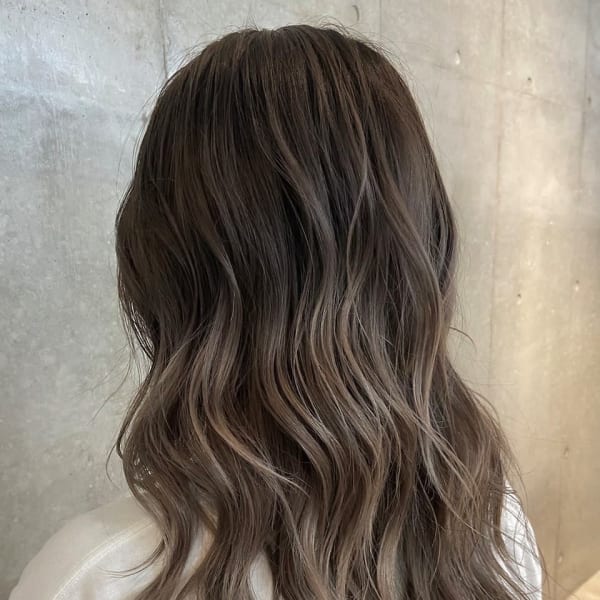 バレイヤージュカラー