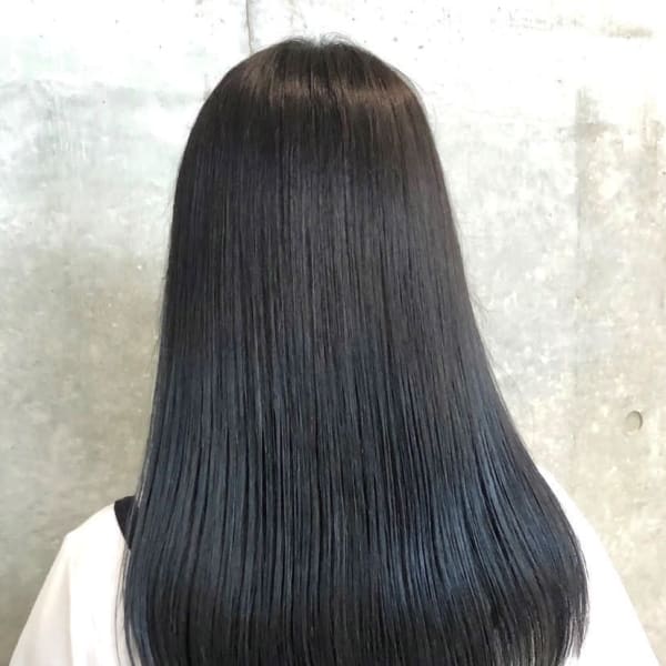 ブルーブラック