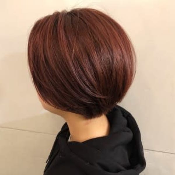 【Neolive aim】カシスカラーで大人ショートヘア1