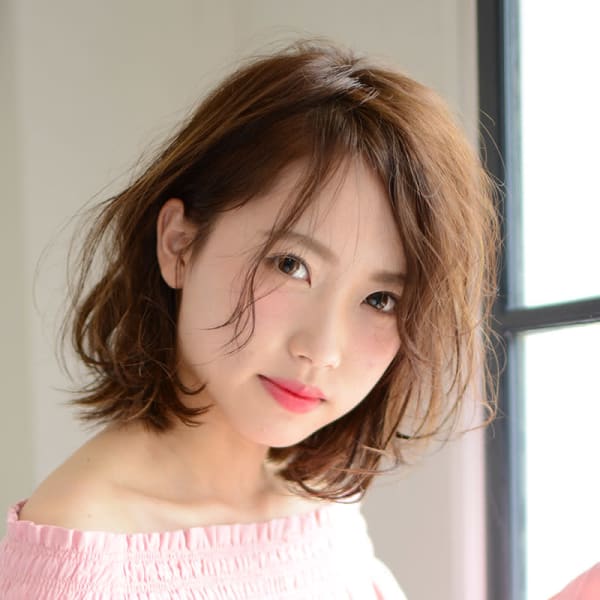 好感度アップ確実!束感ネープレスショート