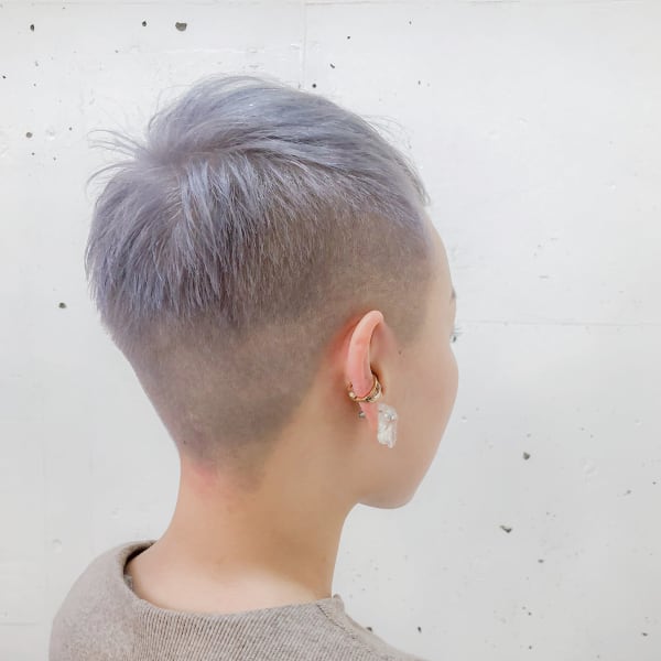 ペールカラー×フェードカット