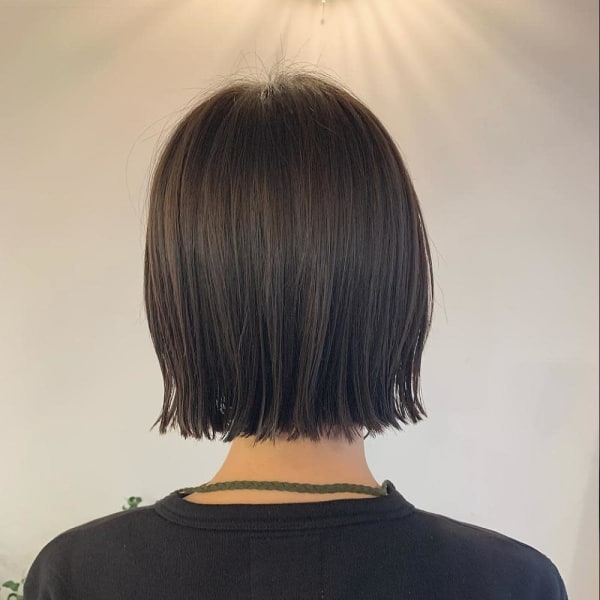 ぱつっとスッキリ切りっぱなしストレートボブ☆