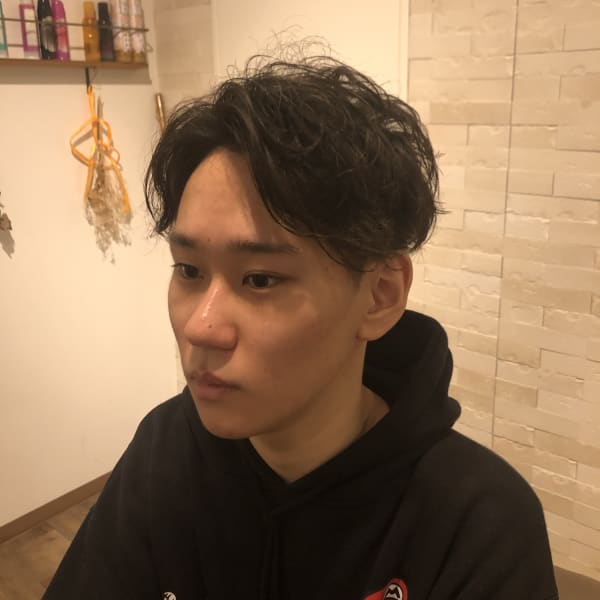 シークレットスパイラルパーマセンターパートマッシュ←名前長っ