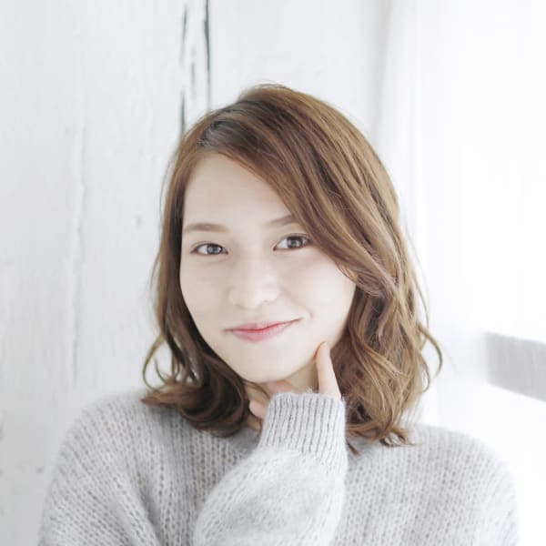 ラフウェーブなミディアム【髪質改善・個室サロン】|流山おおたかの森美容室GardenTerracesalon 個室美容室 髪質改善 NEW OPEN