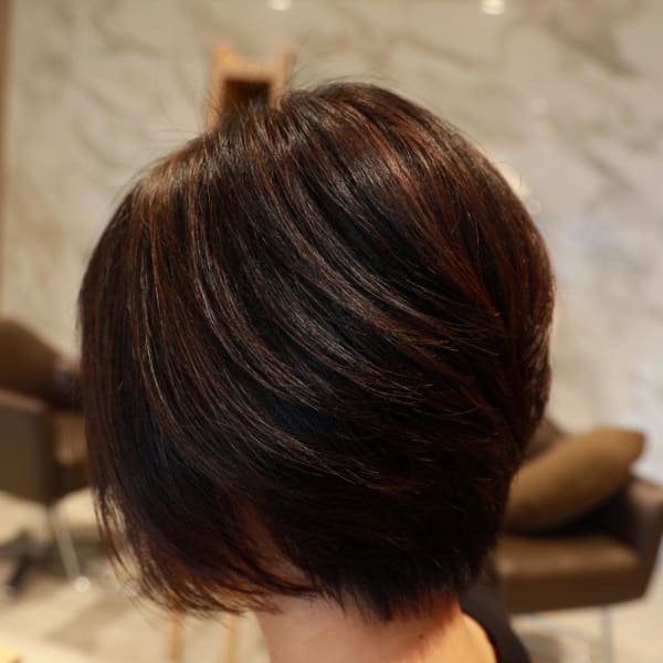 ナチュラルハイライトボブ