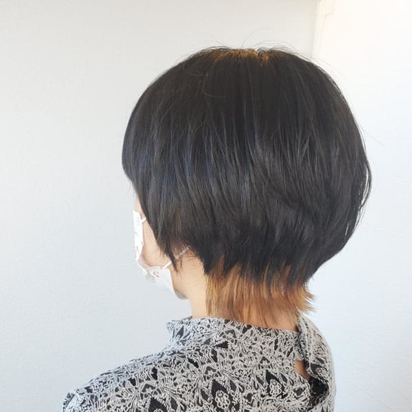 (谷川なつき)襟足カラーショート