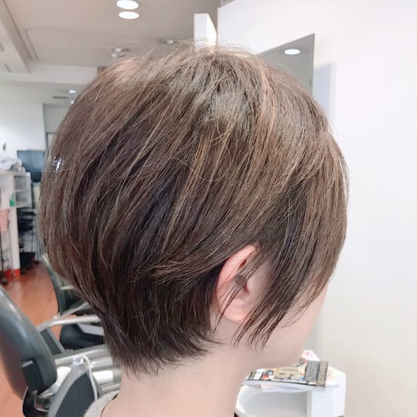 大人ショート+デザインカラー