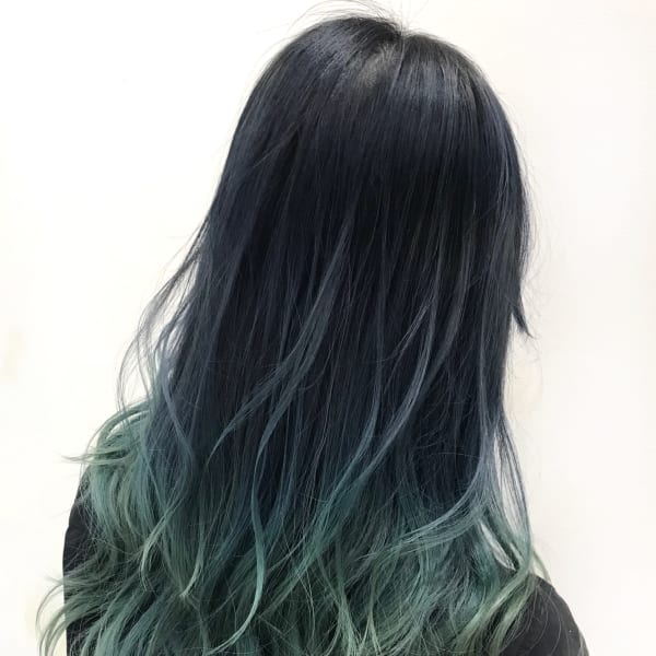 アッシュグリーンのグラデーション