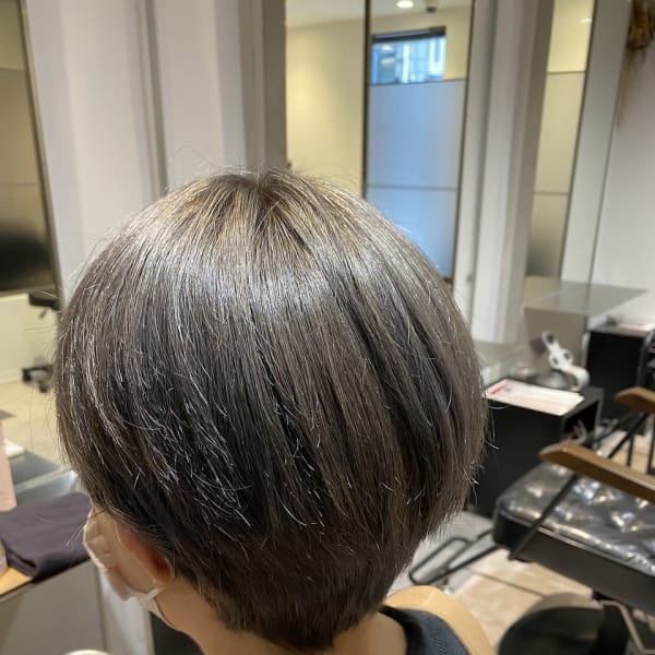 メンズのオススメ順 フェミニン ストレート アッシュ ブラウンの髪型 ヘアスタイル 楽天ビューティ