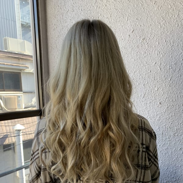 エクステを使用したスタイルです