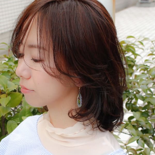 抜け感ミディアムヘア