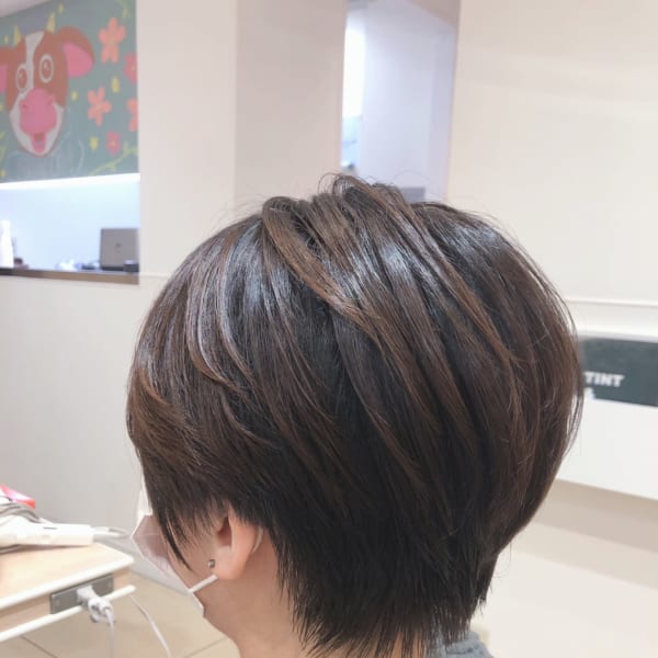 耳だしスッキリショート