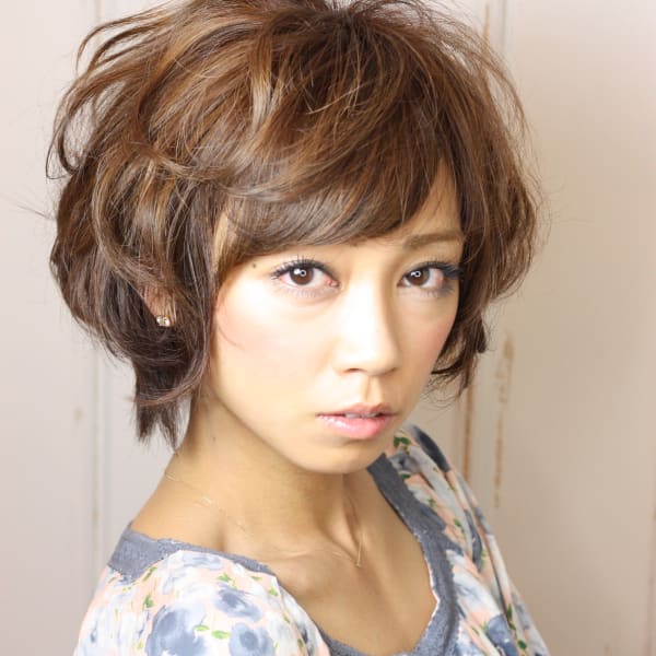 グラマラスショート