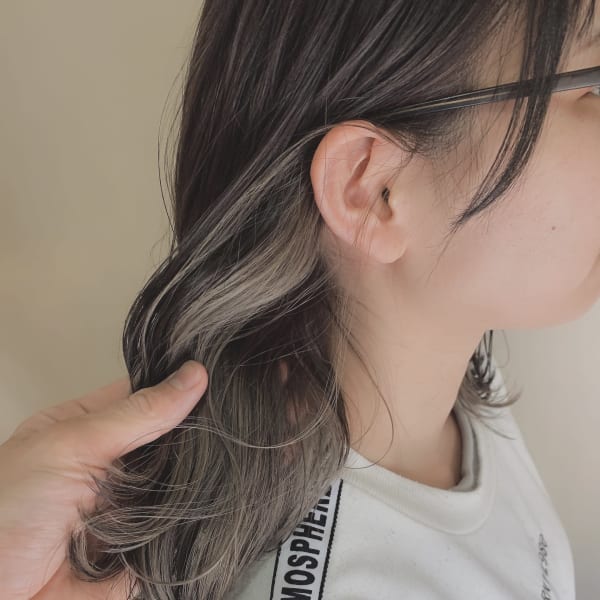 インナーカラー×シルバーグレージュ