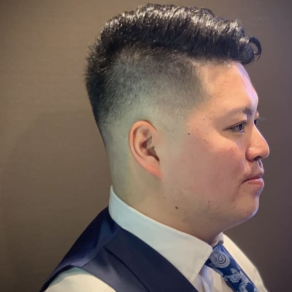 サイドパート震災狩りフェードスタイル（六本木）（理容室）