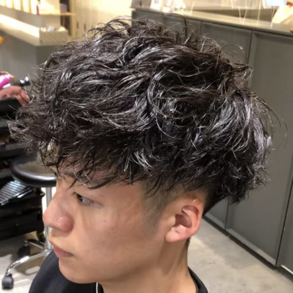 前下がりツイストスパイラル