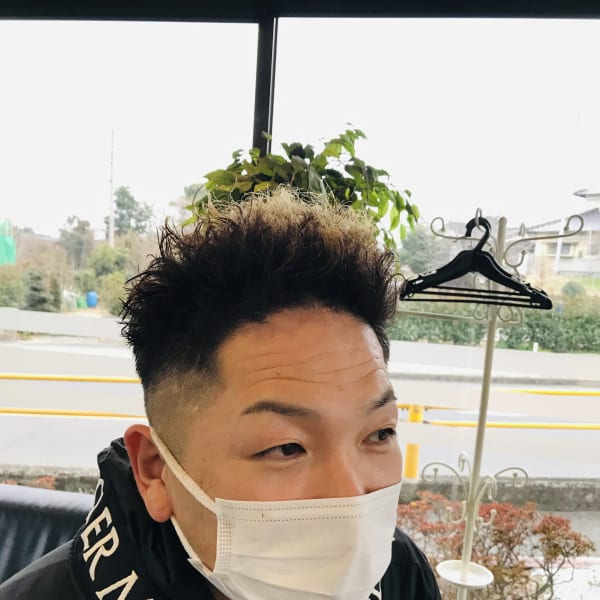 ショートツイストパーマ+フェード