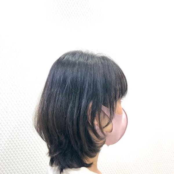 ひし形/くびれ/前上がり/ウルフレイヤー/ミディアム/