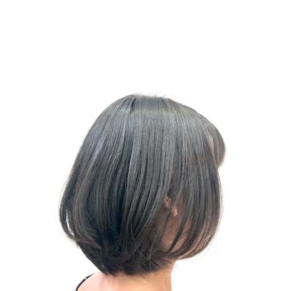 ひし形シルエット/ミディアムボブ/30代40代50代/