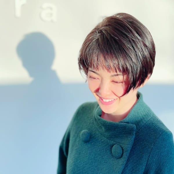 個性派大人のマッシュショート