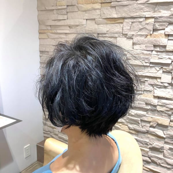 ミドル世代にも似合う”クランチパーマ”♪