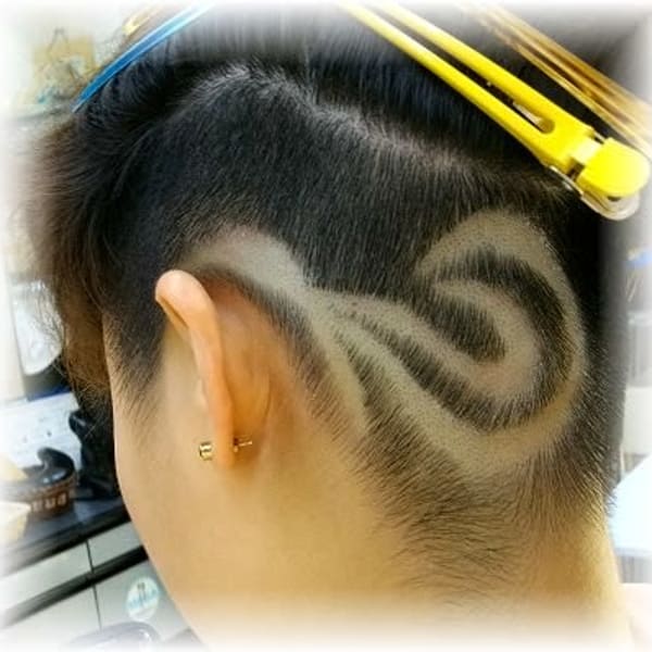 ツーブロックレザーアート