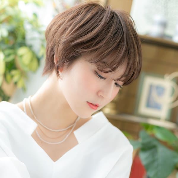 ナチュラルマッシュ透け感ニュアンスカラー ミニボブ