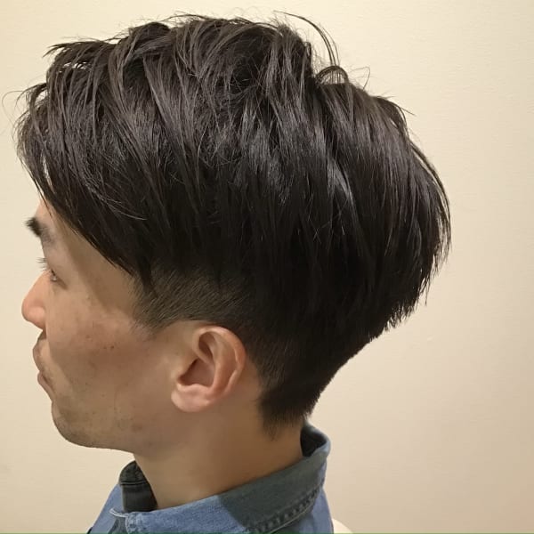 頭の丸みがキレイな爽やかメンズツーブロック|Oasis HAIR